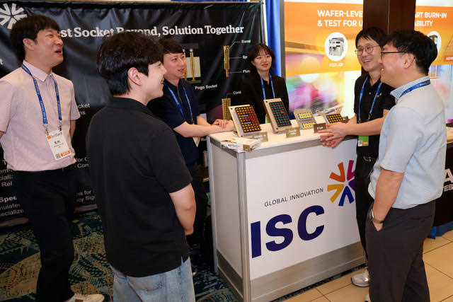 Spirited Discussion around the ISC booth