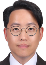Simon Hwang